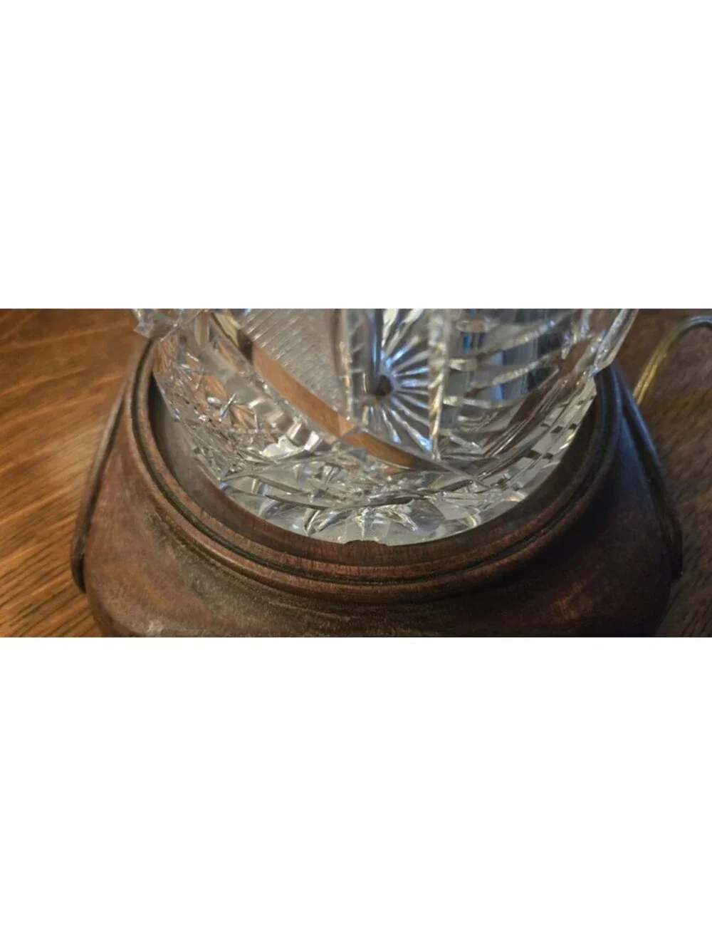 Vintage Pressed Glass Crystal? Cylinder Table Lamp. 22